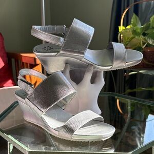 Isaac Mizrahi Shimmering Silver Wedge Sandals